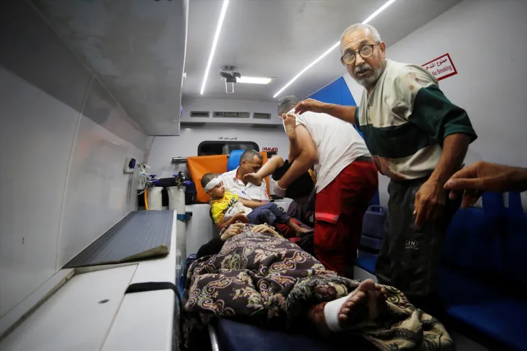 Children taken to Al-Aqsa Hospital after bombing