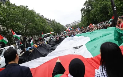Vote left or abstain: Muslims face stark election choice in France