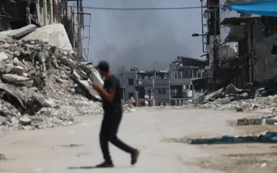 Appeals made online for Palestinians trapped in Shujayea neighbourhood