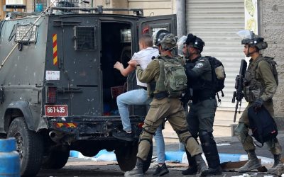 IOF kidnaps dozens of Palestinians in W. Bank raids