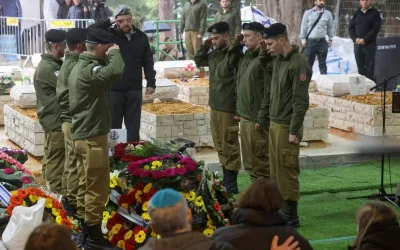 21 Israeli soldiers killed in Gaza, in highest daily death toll
