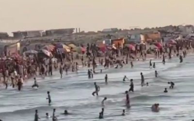 Heat and war bring life back to Gaza’s beaches