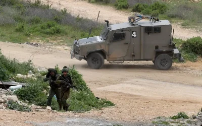 16 more Palestinians detained in Israeli raids in West Bank