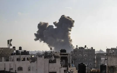 Fierce fighting in northern Gaza as aid starts to roll off US-built pier
