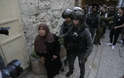 9,700 Palestinian prisoners held by Israel