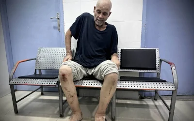 Over 40 Palestinians released from Israel prisons with signs of torture, skin diseases