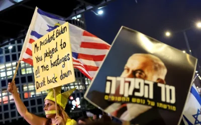Israeli protesters bring Tel Aviv to a halt, demand deal to free captives