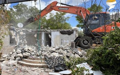IOA razes Palestinian house in Shuafat camp in J’lem